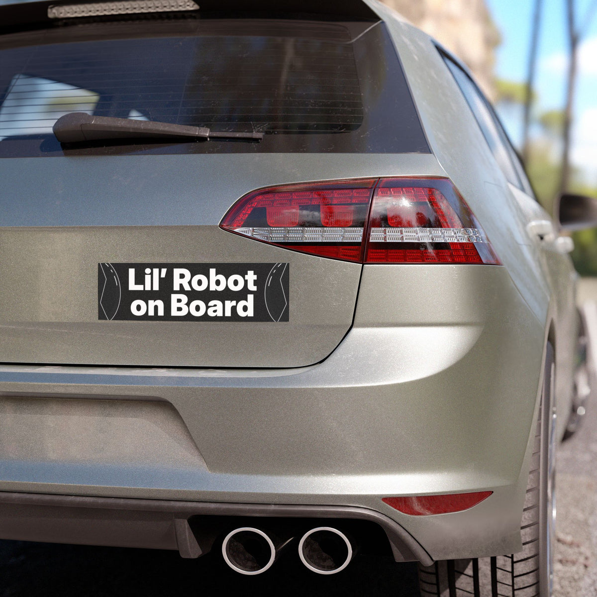 Bumper magnet reading Lil Robot on Board, alternate view